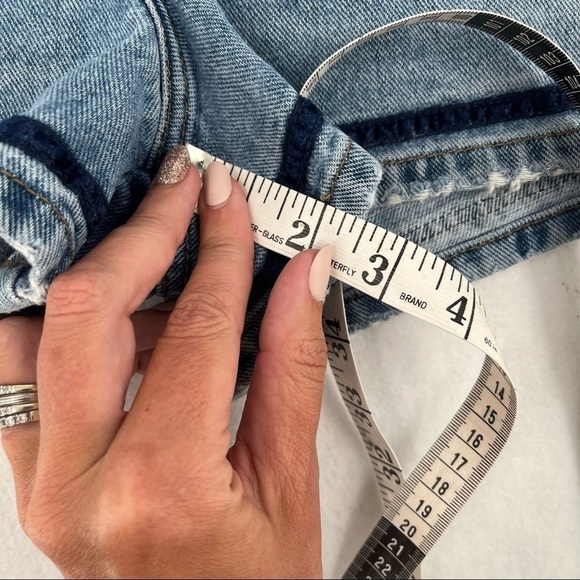 ARIZONA JEAN Company Juniors Jean Shorts with Flower accents Vintage  size: 3 - Picture 5 of 7